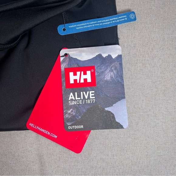 ***NWT*** Helly Hansen Women's Black Running Leggings - Picture 7 of 8